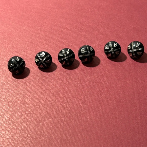 Antique Bright Cuts Metal Buttons - Picture 1 of 7